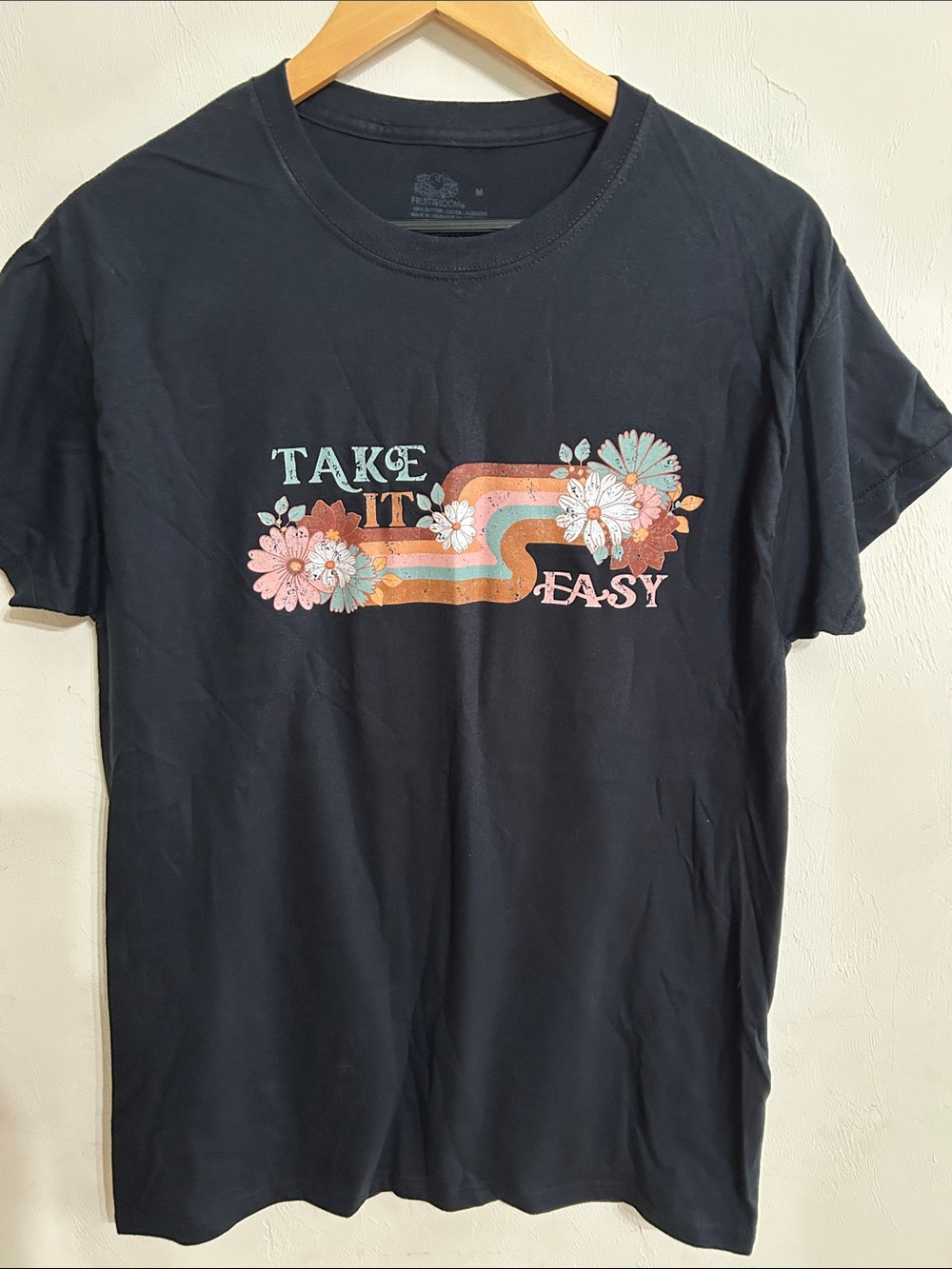 Take It Easy Floral Women Graphic Tee - Black Size M Fruit of the Loom NEW